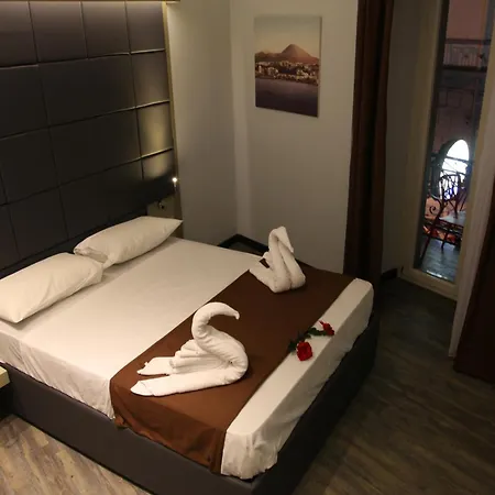 Πανσιόν Dolce Vita 4*